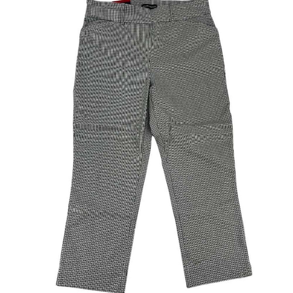 HILARY RADLEY Black and White Capri Pants